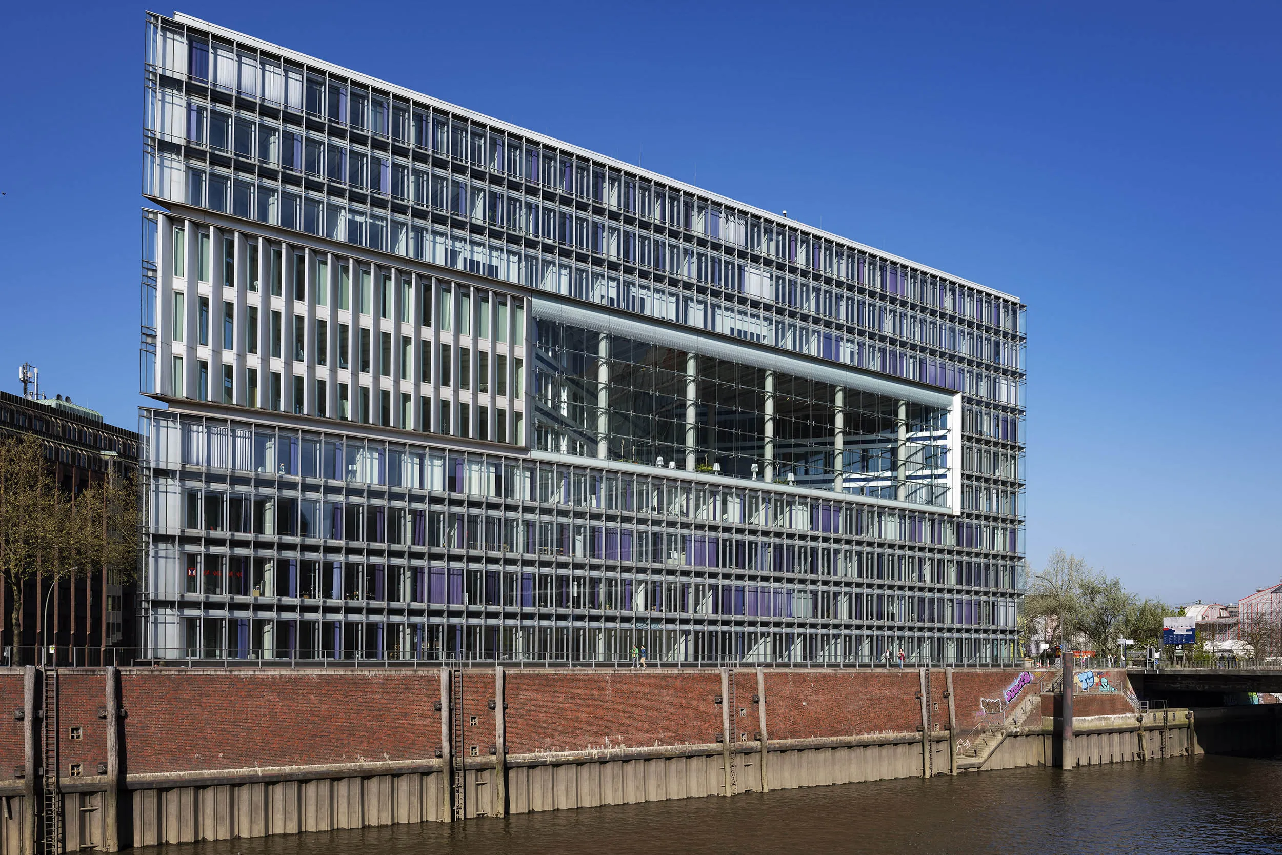 Architekturfotograf, Architekturfotografin based in Hamburg Germany